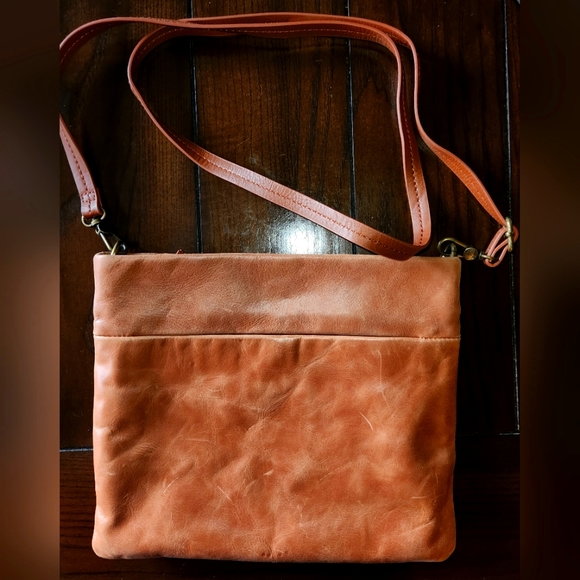 Crossbody bag from the Sak - Picture 3 of 6